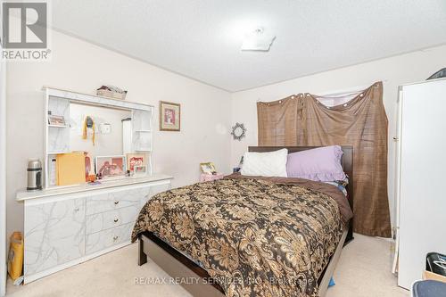 77 Winners Circle, Brampton, ON - Indoor Photo Showing Bedroom