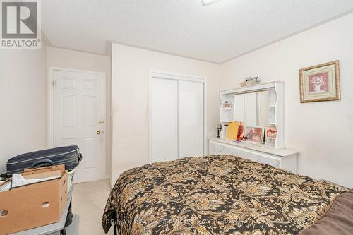 77 Winners Circle, Brampton, ON - Indoor Photo Showing Bedroom