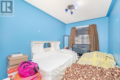 77 Winners Circle, Brampton, ON - Indoor Photo Showing Bedroom