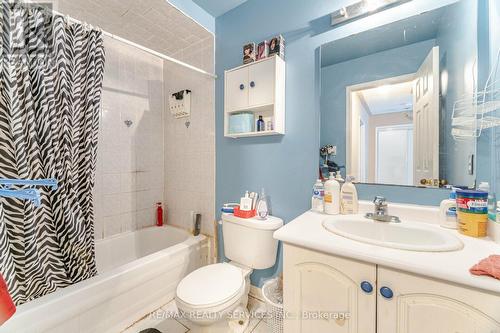 77 Winners Circle, Brampton, ON - Indoor Photo Showing Bathroom