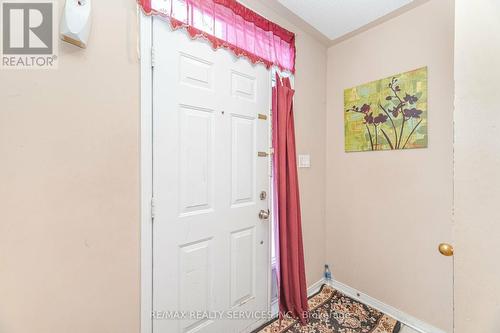 77 Winners Circle, Brampton, ON - Indoor Photo Showing Other Room