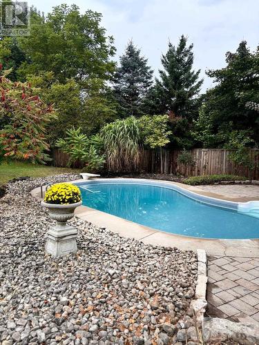 7 Cullum Drive, Hamilton, ON - Outdoor With In Ground Pool With Backyard