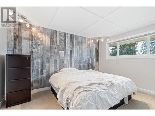 2455 Maquinna Road, Kelowna, BC - Indoor Photo Showing Bedroom