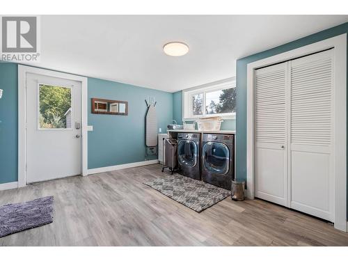 2455 Maquinna Road, Kelowna, BC - Indoor Photo Showing Laundry Room