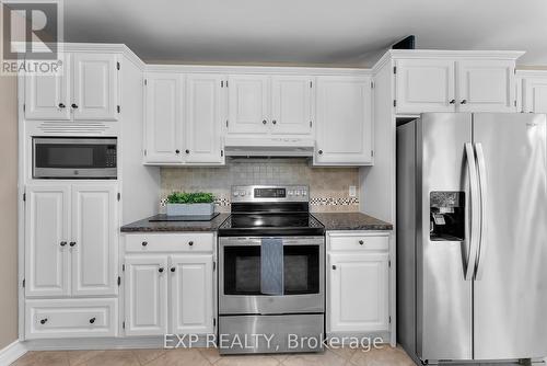 3422 Rittenhouse Road, Lincoln (980 - Lincoln-Jordan/Vineland), ON - Indoor Photo Showing Kitchen