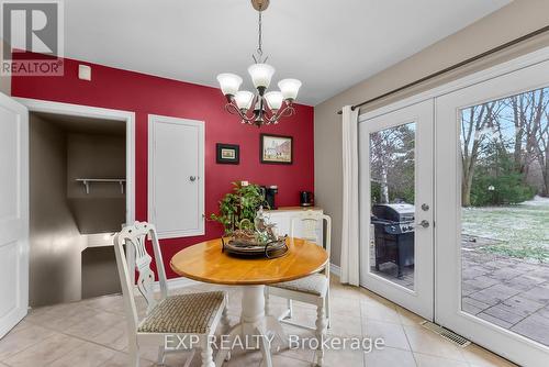 3422 Rittenhouse Road, Lincoln (980 - Lincoln-Jordan/Vineland), ON - Indoor Photo Showing Dining Room