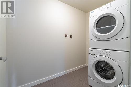 1803 1015 Patrick Crescent, Saskatoon, SK - Indoor Photo Showing Laundry Room