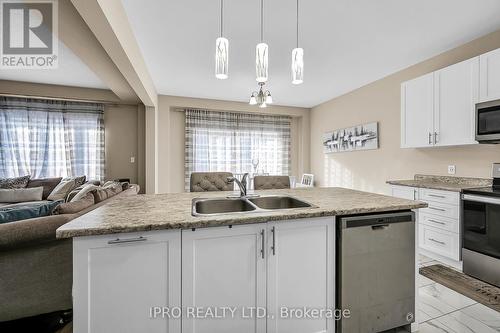 286 Dalgleish Trail, Hamilton, ON - Indoor Photo Showing Kitchen With Double Sink