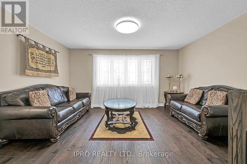 286 Dalgleish Trail, Hamilton, ON - Indoor Photo Showing Living Room