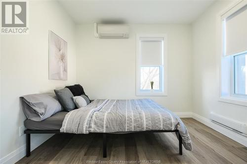 1231 University Avenue West Unit# 4, Windsor, ON - Indoor Photo Showing Bedroom