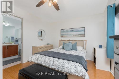 94 Elphick Lane, Toronto, ON - Indoor Photo Showing Bedroom