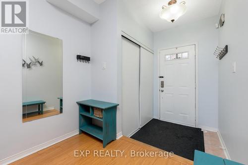 94 Elphick Lane, Toronto, ON - Indoor Photo Showing Other Room