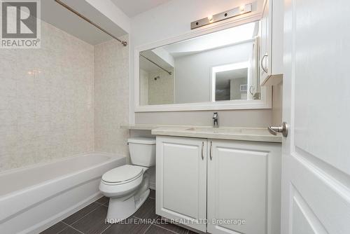 25 - 51 Hays Boulevard, Oakville, ON - Indoor Photo Showing Bathroom