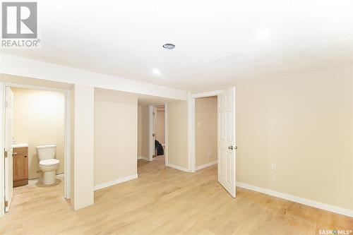 104 Garnet Street, Regina, SK - Indoor