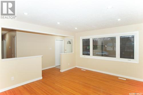 104 Garnet Street, Regina, SK - Indoor Photo Showing Other Room