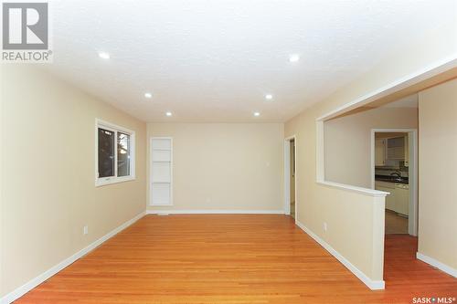 104 Garnet Street, Regina, SK - Indoor Photo Showing Other Room