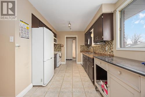 317 Trudeau Drive, Sarnia, ON - Indoor Photo Showing Kitchen