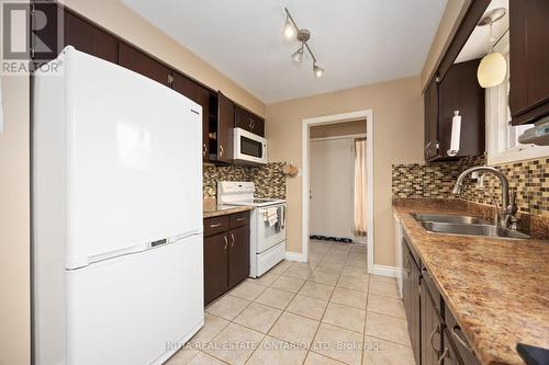 317 Trudeau Drive, Sarnia, ON - Indoor Photo Showing Kitchen With Double Sink