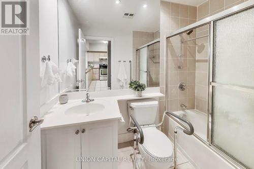 906 - 51 Saddlecreek Drive W, Markham, ON - Indoor Photo Showing Bathroom