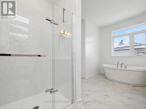 444 Turmeric Court, Ottawa, ON - Indoor Photo Showing Bathroom