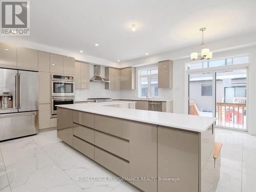 444 Turmeric Court, Ottawa, ON - Indoor Photo Showing Kitchen With Upgraded Kitchen