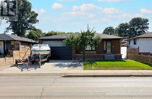 958 South Service Road, Mississauga, ON - Outdoor