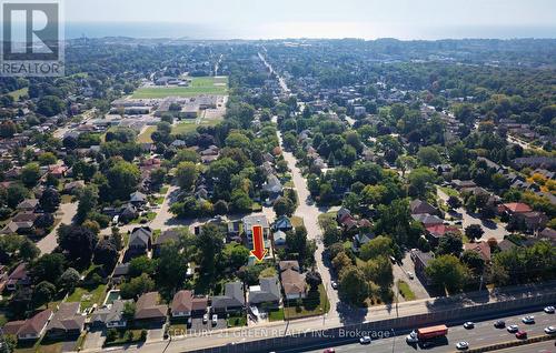 958 South Service Road, Mississauga, ON - Outdoor With View