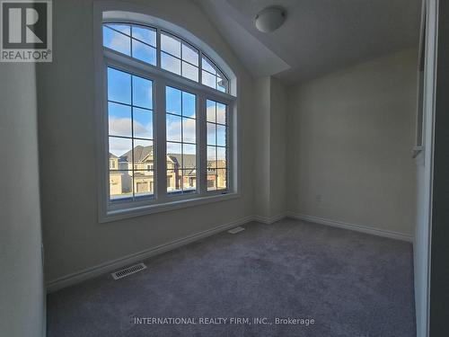 19 Hancock Crescent, Kawartha Lakes, ON - Indoor Photo Showing Other Room