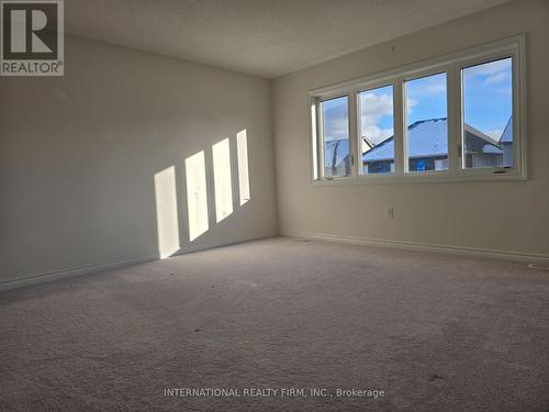 19 Hancock Crescent, Kawartha Lakes, ON - Indoor Photo Showing Other Room