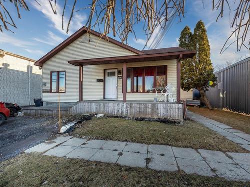 FaÃ§ade - 692  - 698 Rue St-Jacques, Saint-Jean-Sur-Richelieu, QC - Outdoor