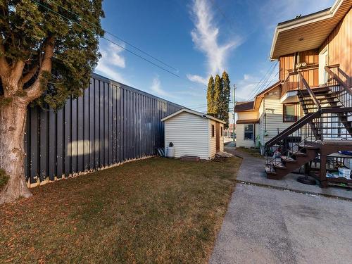 Cour - 692  - 698 Rue St-Jacques, Saint-Jean-Sur-Richelieu, QC - Outdoor