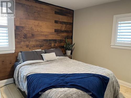 707 Tamarac Street, Haldimand, ON - Indoor Photo Showing Bedroom