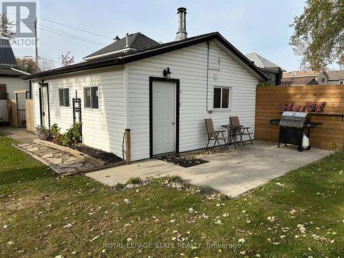 707 Tamarac Street, Haldimand, ON - Outdoor With Exterior