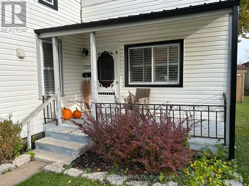 707 Tamarac Street, Haldimand, ON - Outdoor With Deck Patio Veranda