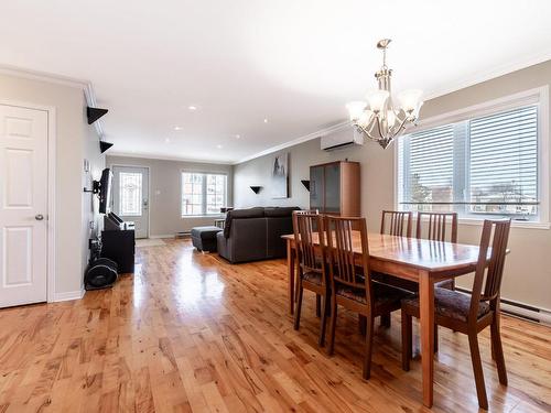 Salle Ã  manger - 4 Rue Lussier, Saint-Mathias-Sur-Richelieu, QC - Indoor Photo Showing Dining Room