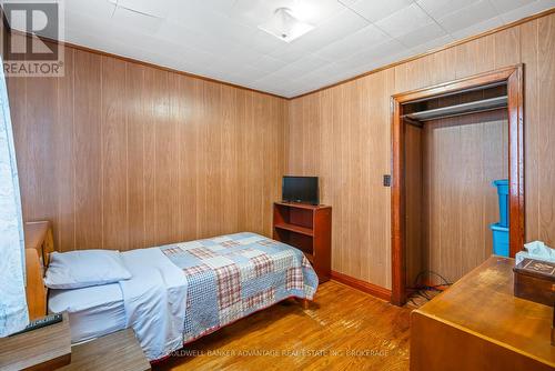 1040 Ontario Road, Welland (773 - Lincoln/Crowland), ON - Indoor Photo Showing Bedroom