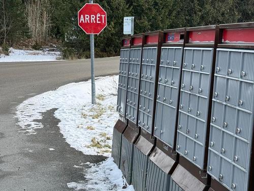 Ã proximitÃ© - Rue Labrecque, Saint-Calixte, QC 