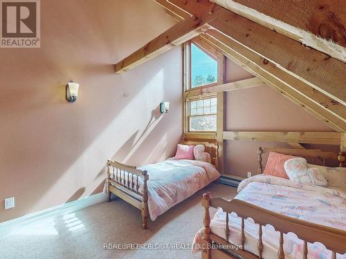 4661 Davis Drive, Whitchurch-Stouffville, ON - Indoor Photo Showing Bedroom