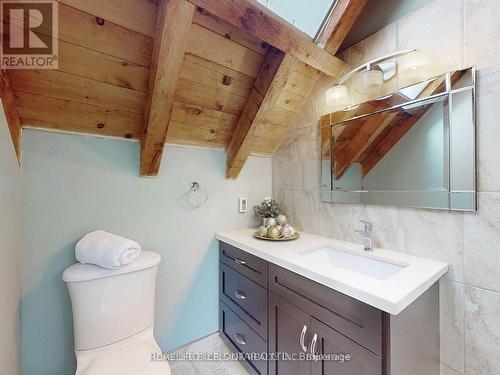 4661 Davis Drive, Whitchurch-Stouffville, ON - Indoor Photo Showing Bathroom