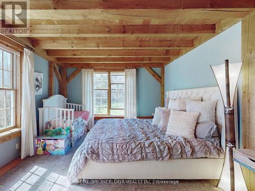 4661 Davis Drive, Whitchurch-Stouffville, ON - Indoor Photo Showing Bedroom