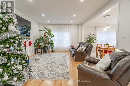 3 Cypress Point Street, Barrie, ON - Indoor Photo Showing Other Room