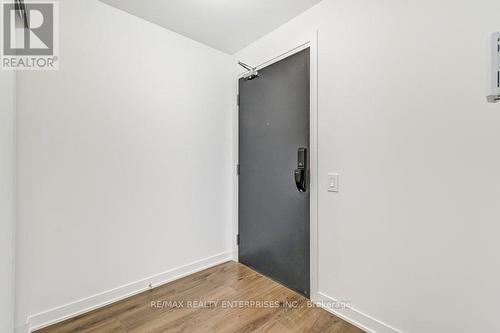 308 - 395 Dundas Street W, Oakville, ON - Indoor Photo Showing Other Room