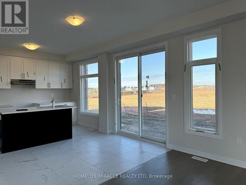 10 Player Drive, Erin, ON - Indoor Photo Showing Kitchen With Double Sink