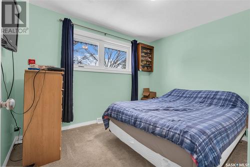 815 W Avenue N, Saskatoon, SK - Indoor Photo Showing Bedroom