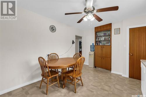 815 W Avenue N, Saskatoon, SK - Indoor Photo Showing Dining Room