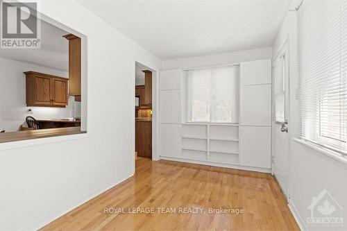 6 Assiniboine Drive, Ottawa, ON - Indoor Photo Showing Other Room