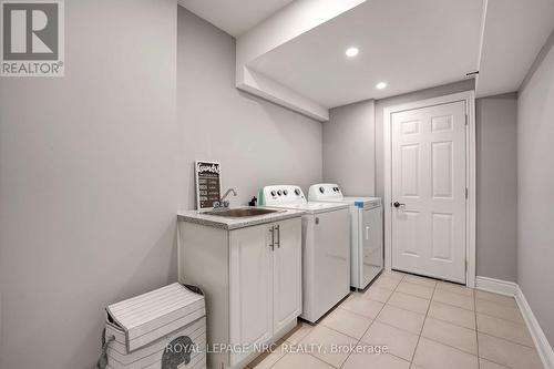 174 Walker Boulevard, New Tecumseth (Alliston), ON - Indoor Photo Showing Laundry Room