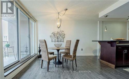 1205 - 155 Kent Street, London, ON - Indoor Photo Showing Dining Room