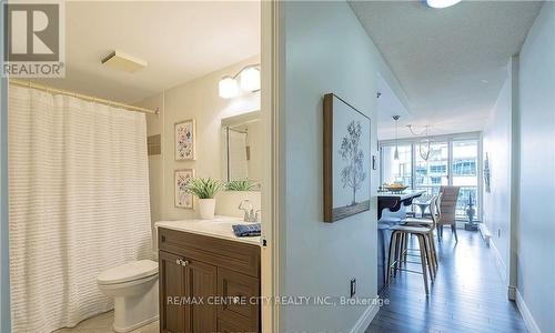 1205 - 155 Kent Street, London, ON - Indoor Photo Showing Bathroom