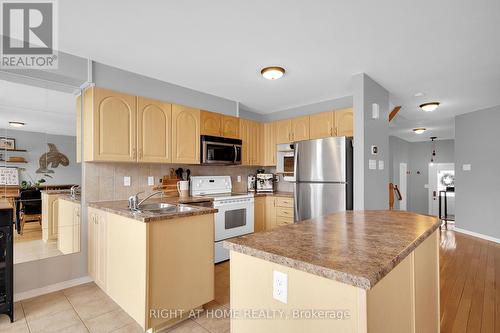 31 Scampton Drive S, Ottawa, ON - Indoor Photo Showing Kitchen With Double Sink